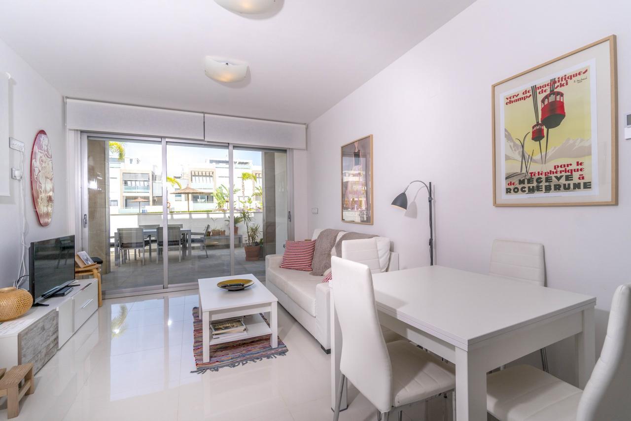 Espanhouse Caroline Bungalow Torrevieja Exterior photo