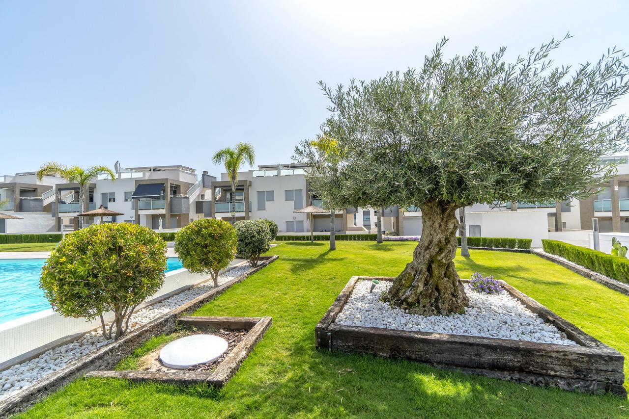 Espanhouse Caroline Bungalow Torrevieja Exterior photo