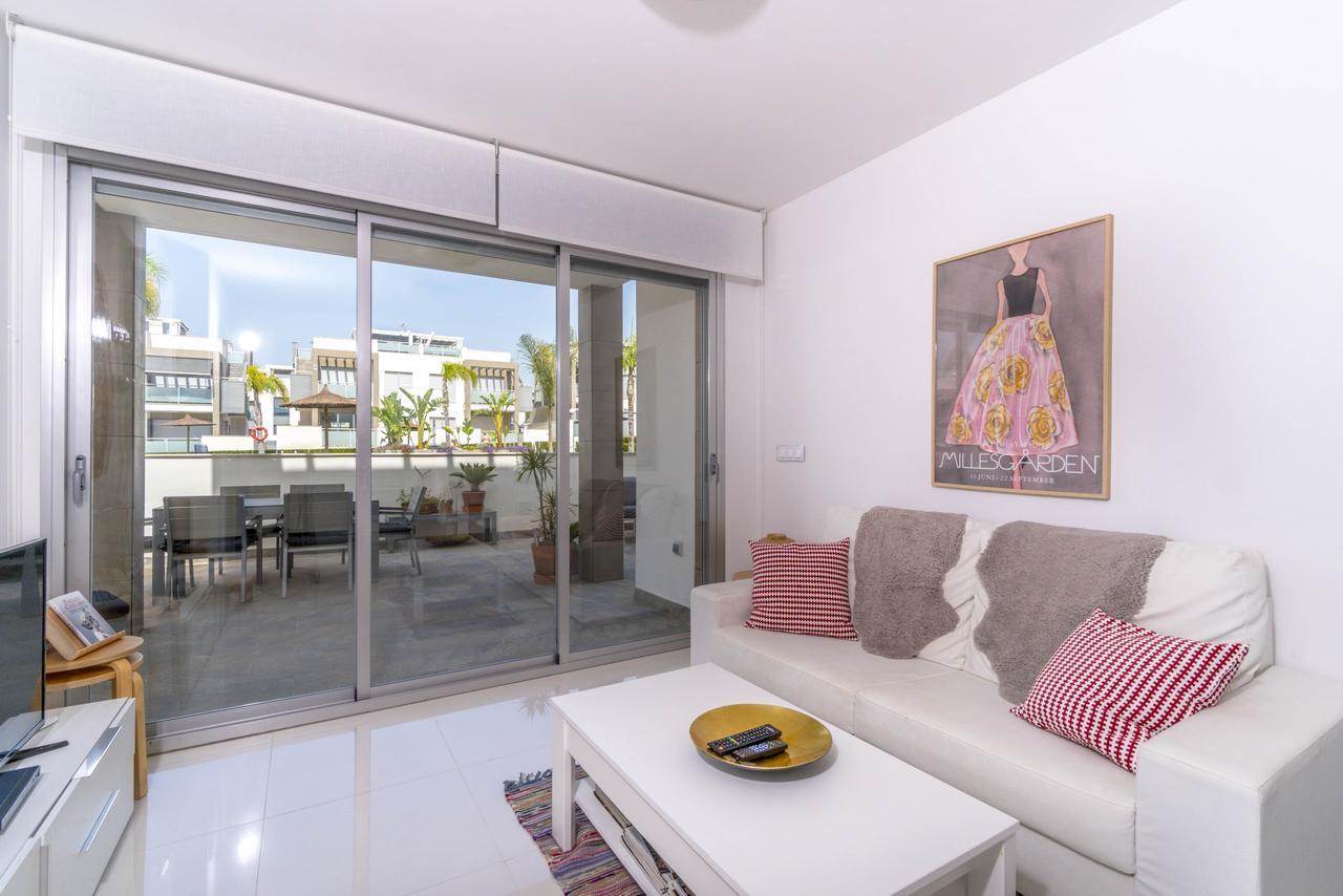 Espanhouse Caroline Bungalow Torrevieja Exterior photo